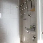 --2ndhomes Modern & 1br Floor Home-- *