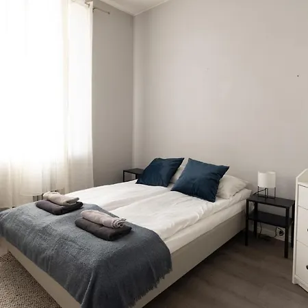 --2ndhomes Modern & 1br Floor Home-- Apartment