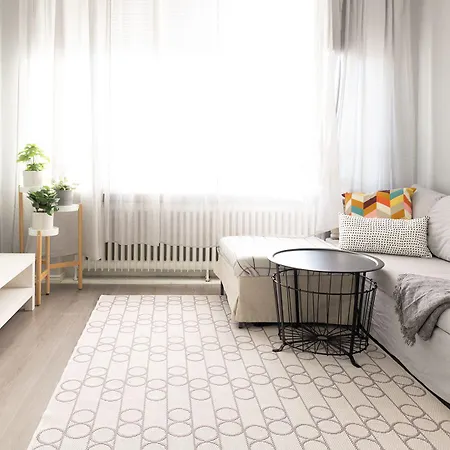 Apartment --2ndhomes Modern & 1br Floor Home-- *