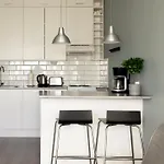 --2ndhomes Modern & 1br Floor Home-- Apartamento